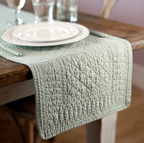 MARY BERRY SIGNATURE COTTON TABLE RUNNER PISTACHIO