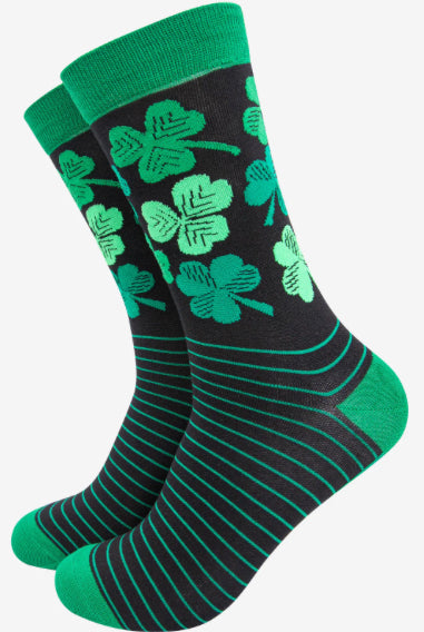 MSH Men’s Irish Shamrock and Four Leaf Clover Print Bamboo Socks in Black Green