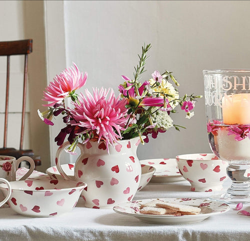 Emma bridgewater pink hearts 1/2 pint jug