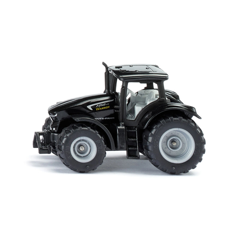 SIKU 1:87 DEUTZ-FAHR TTV 7250 WARRIOR TRACTOR