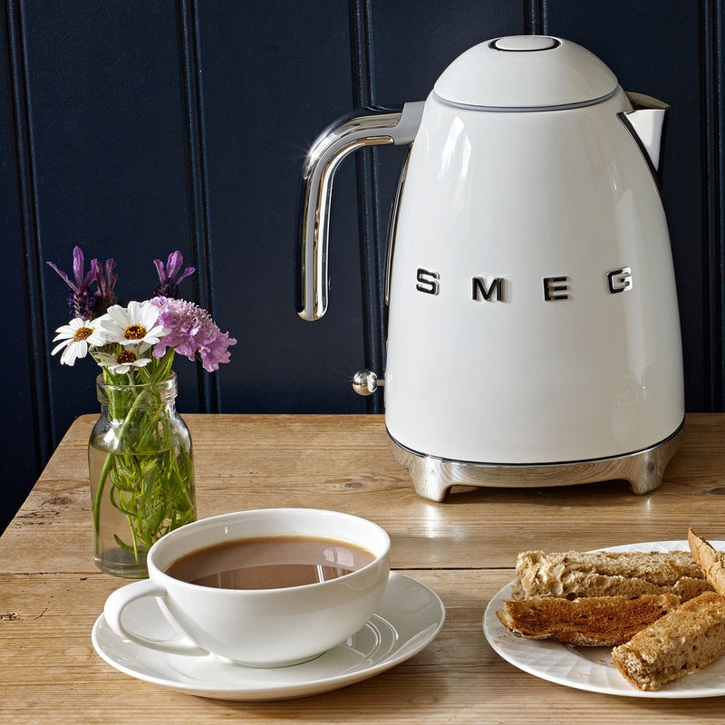 Smeg Retro Style kettle -White